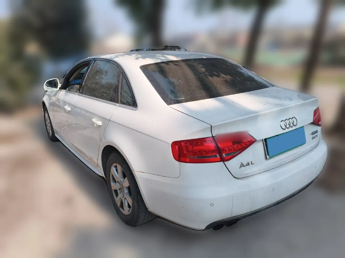 2012 Audi A4L 2.0T 180HP L4 CVT,autocango,china used car exporter,china ev exporter,chinese used car exporter,chinese used ev exporter