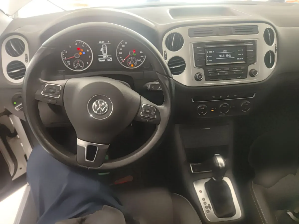 2016 Volkswagen Tiguan 1.8T 160HP L4 6AT,autocango,china used car exporter,china ev exporter,chinese used car exporter,chinese used ev exporter