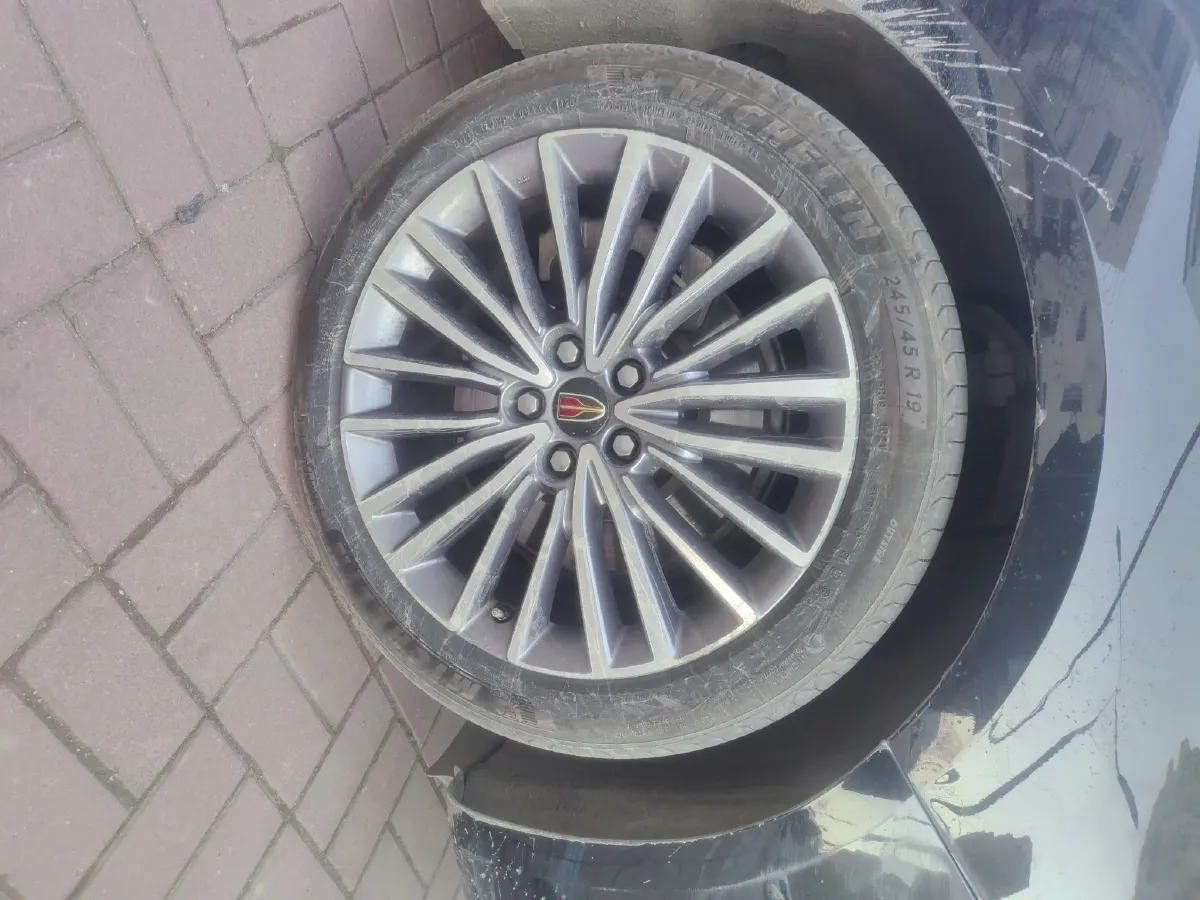 2020 HongQi H9 2.0T 252HP L4 7DCT,autocango,china used car exporter,china ev exporter,chinese used car exporter,chinese used ev exporter