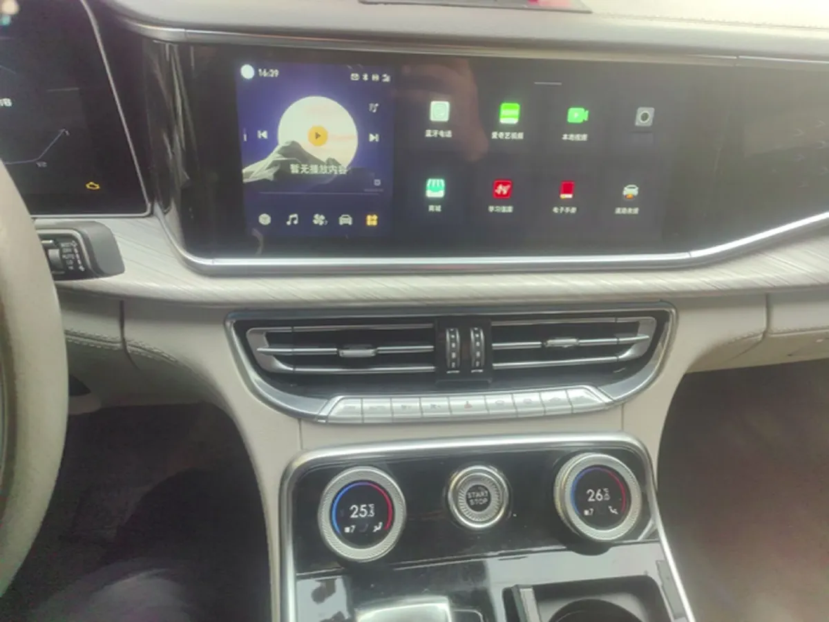 2020 HongQi H9 2.0T 252HP L4 7DCT,autocango,china used car exporter,china ev exporter,chinese used car exporter,chinese used ev exporter