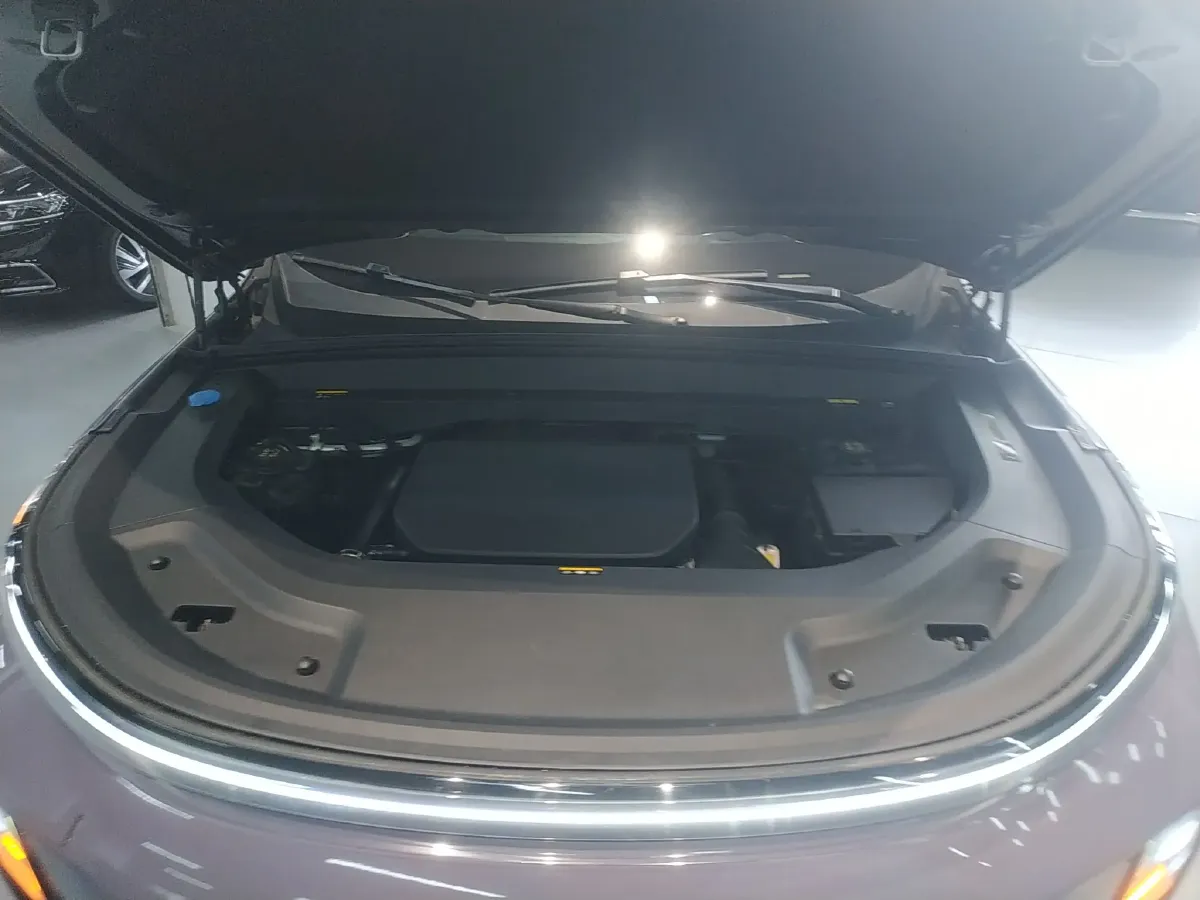 2022 Li L9 Range Extended 154HP REEV 42.6KWH,autocango,china used car exporter,china ev exporter,chinese used car exporter,chinese used ev exporter