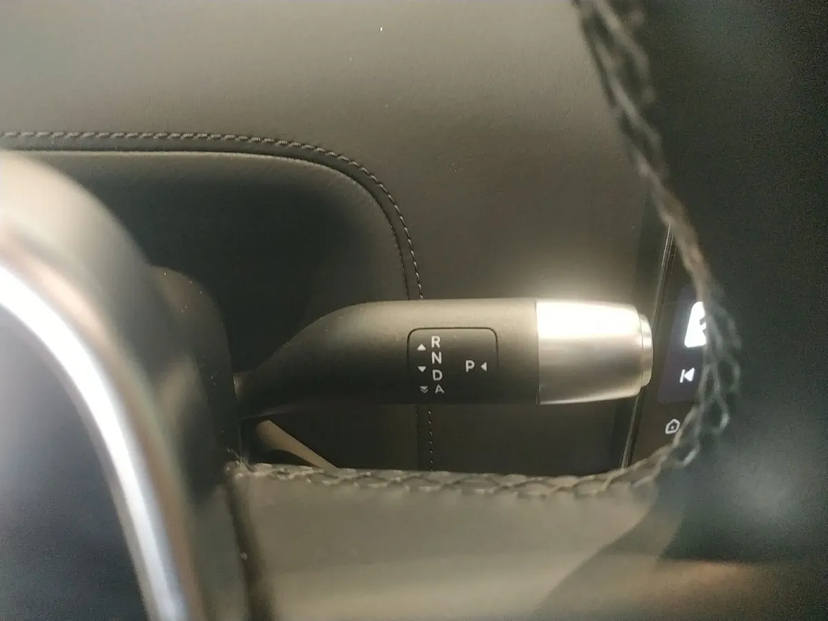 2022 Li L9 Range Extended 154HP REEV 42.6KWH,autocango,china used car exporter,china ev exporter,chinese used car exporter,chinese used ev exporter