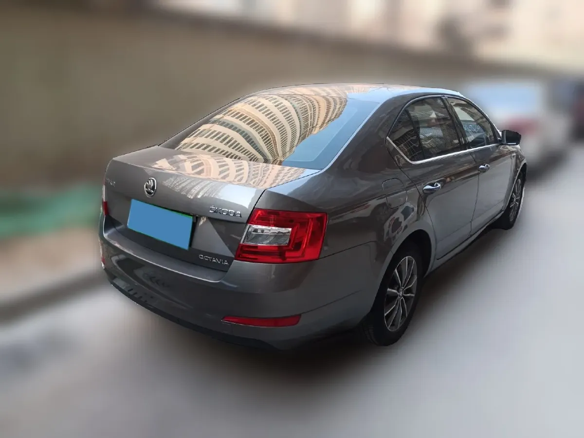 2017 Skoda Octavia 1.6L 110HP L4 6AT,autocango,china used car exporter,china ev exporter,chinese used car exporter,chinese used ev exporter