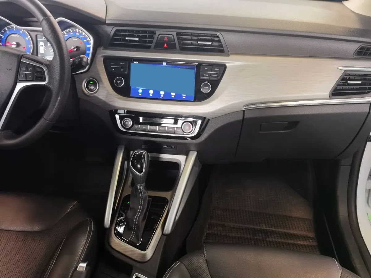 2017 Geely Vision X3 1.5L 102HP L4 4AT,autocango,china used car exporter,china ev exporter,chinese used car exporter,chinese used ev exporter