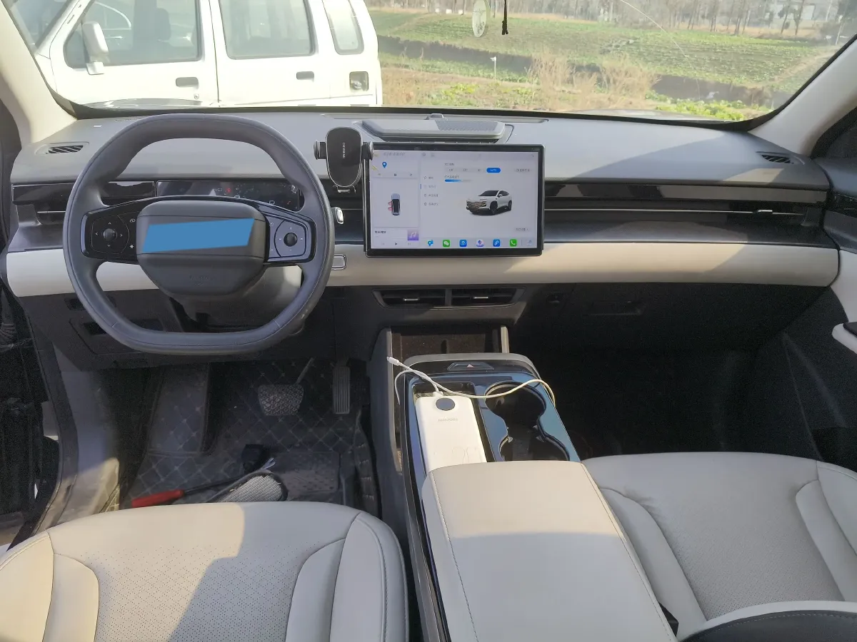 2022 Geely Okavango 1.8T 184HP L4 7DCT,autocango,china used car exporter,china ev exporter,chinese used car exporter,chinese used ev exporter