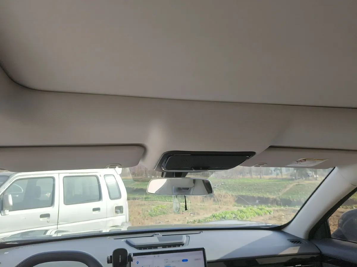 2022 Geely Okavango 1.8T 184HP L4 7DCT,autocango,china used car exporter,china ev exporter,chinese used car exporter,chinese used ev exporter