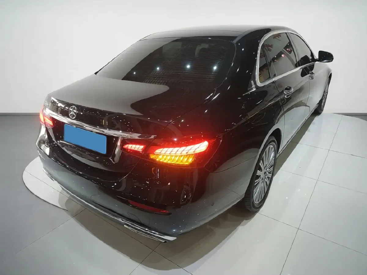 2021 Mercedes-Benz E Class 2.0T 258HP L4 9AT,autocango,china used car exporter,china ev exporter,chinese used car exporter,chinese used ev exporter