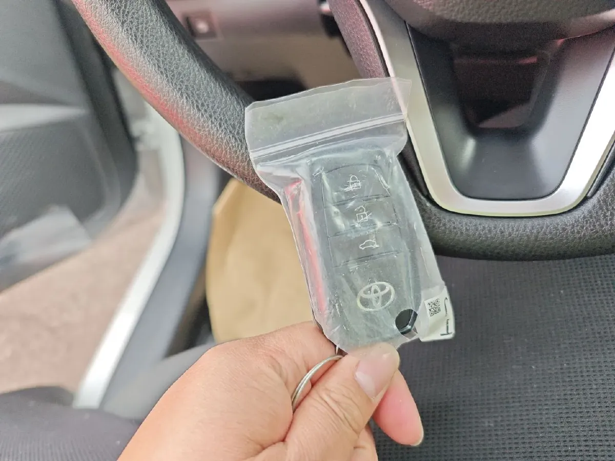 2024 Toyota Paptor 2.0L 152HP L4 E-CVT Hybrid,autocango,china used car exporter,china ev exporter,chinese used car exporter,chinese used ev exporter