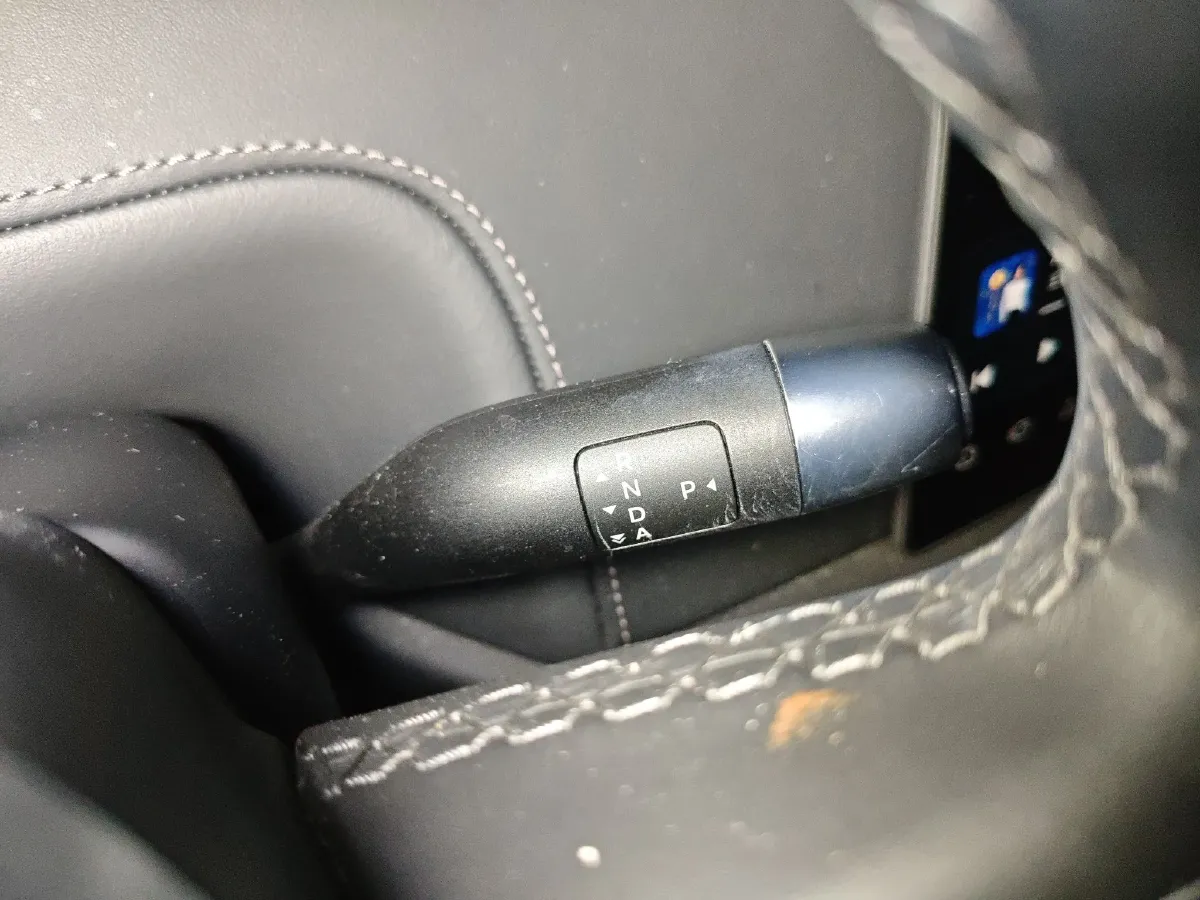 2023 Li L9 Range Extended 154HP REEV 42.6KWH,autocango,china used car exporter,china ev exporter,chinese used car exporter,chinese used ev exporter