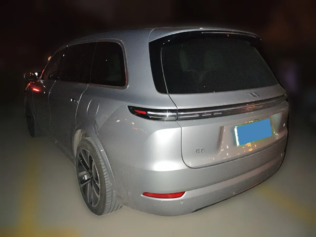 2023 Li L9 Range Extended 154HP REEV 42.6KWH,autocango,china used car exporter,china ev exporter,chinese used car exporter,chinese used ev exporter