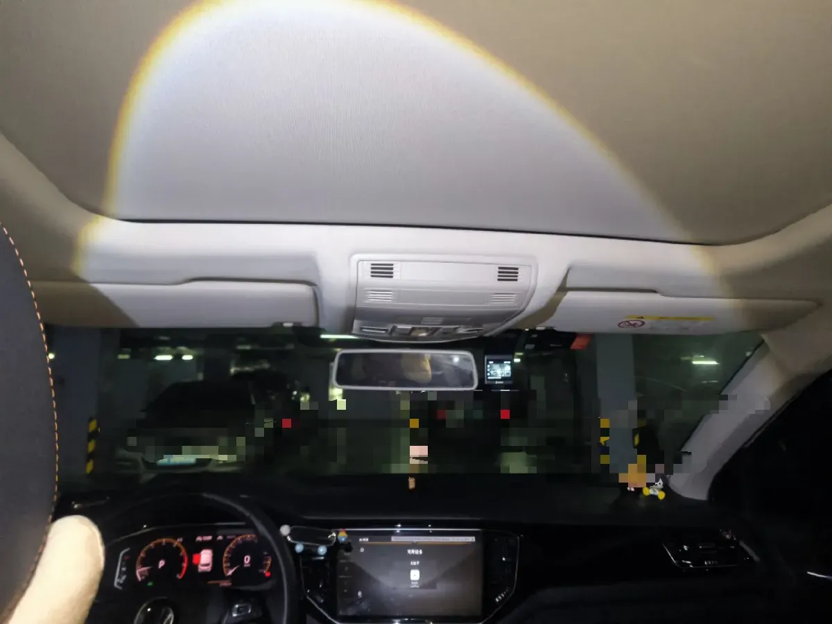 2021 Volkswagen T-Roc 1.4T 150HP L4 7DCT,autocango,china used car exporter,china ev exporter,chinese used car exporter,chinese used ev exporter