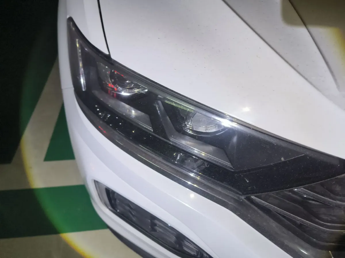 2021 Volkswagen T-Roc 1.4T 150HP L4 7DCT,autocango,china used car exporter,china ev exporter,chinese used car exporter,chinese used ev exporter