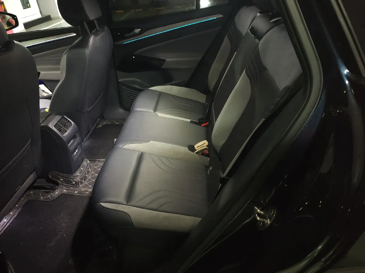 2021 Volkswagen ID.4 Crozz BEV 84.8KWH,autocango,china used car exporter,china ev exporter,chinese used car exporter,chinese used ev exporter