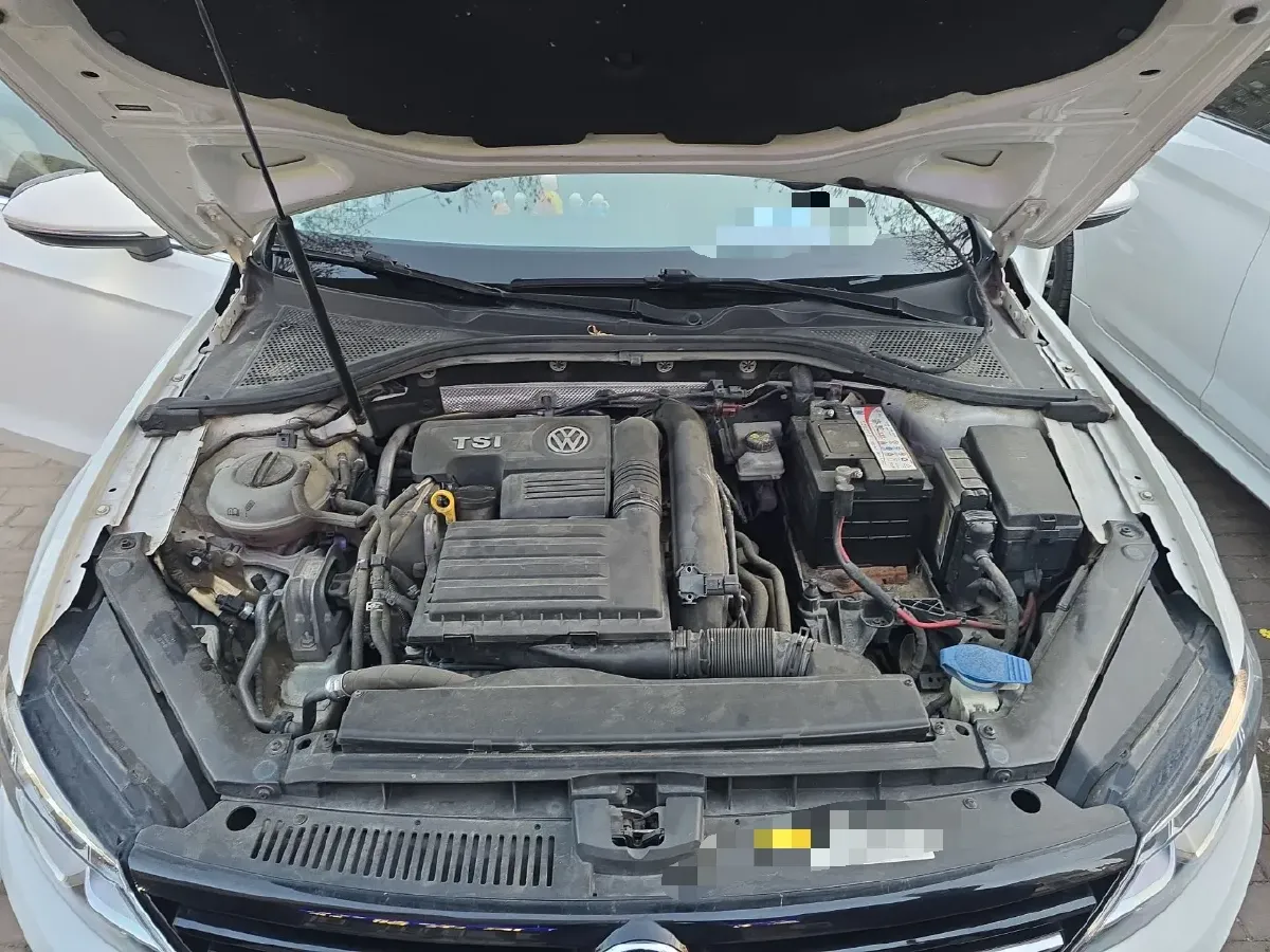 2015 Audi A3 1.4T 150HP L4 5MT,autocango,china used car exporter,china ev exporter,chinese used car exporter,chinese used ev exporter