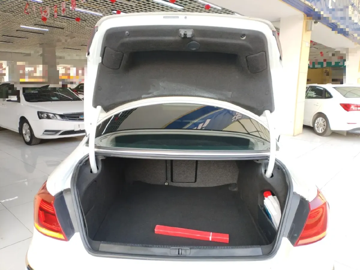 2013 Volkswagen CC 1.8T 160HP L4 7DCT,autocango,china used car exporter,china ev exporter,chinese used car exporter,chinese used ev exporter
