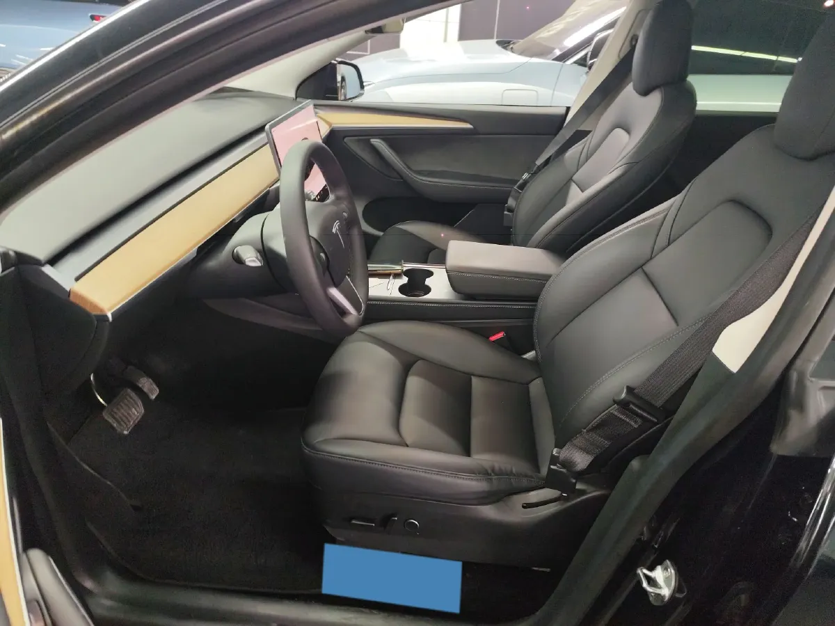 2022 Tesla Model Y BEV 60KWH,autocango,china used car exporter,china ev exporter,chinese used car exporter,chinese used ev exporter