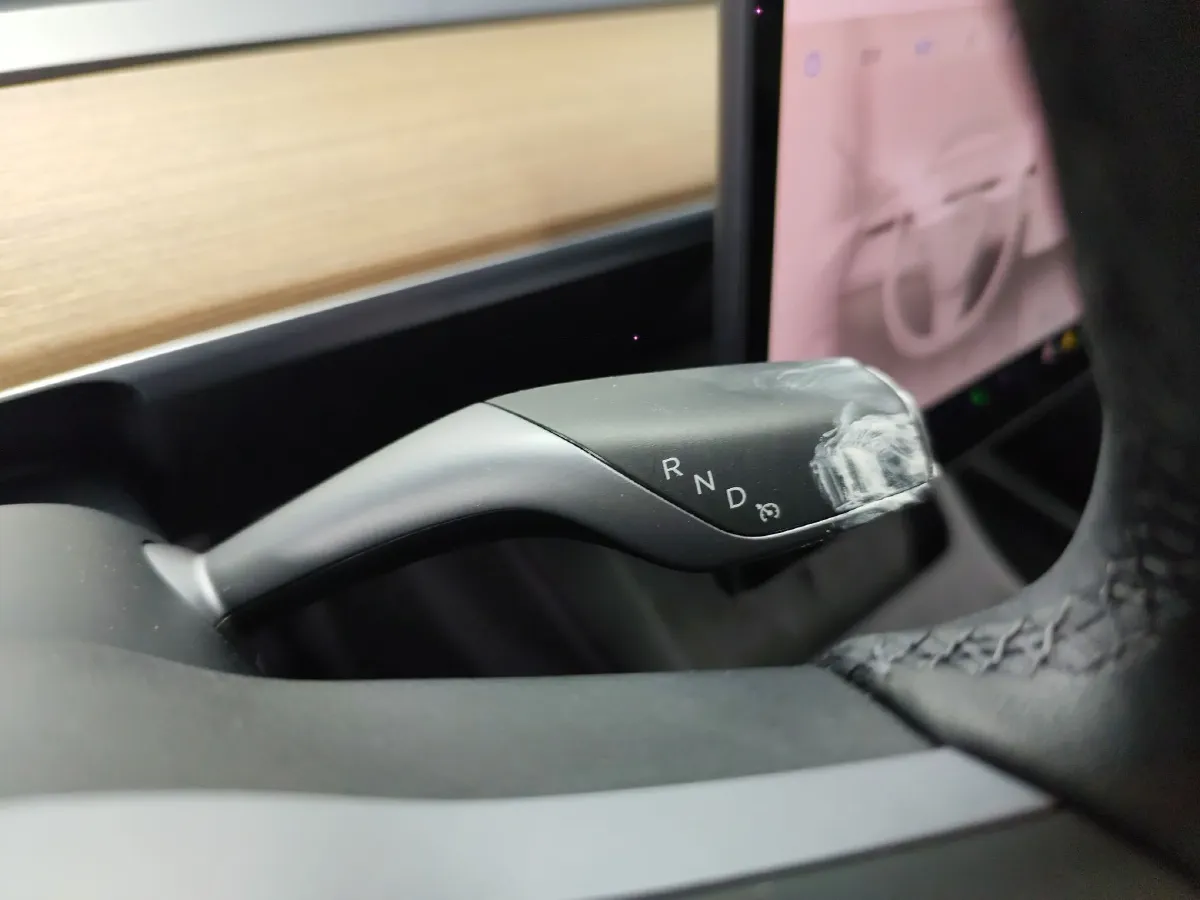 2022 Tesla Model Y BEV 60KWH,autocango,china used car exporter,china ev exporter,chinese used car exporter,chinese used ev exporter