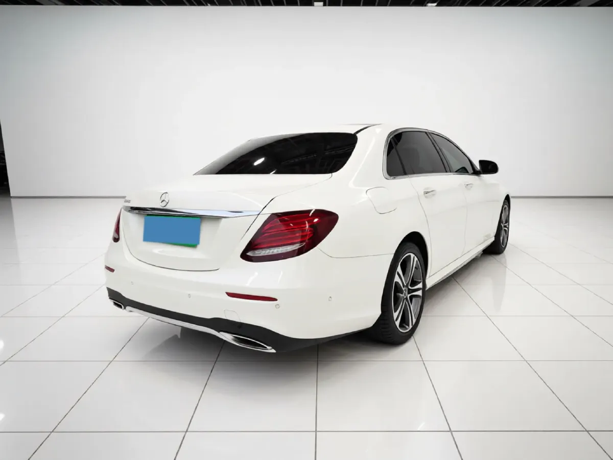 2018 Mercedes-Benz E Class 2.0T 184HP L4 9AT,autocango,china used car exporter,china ev exporter,chinese used car exporter,chinese used ev exporter