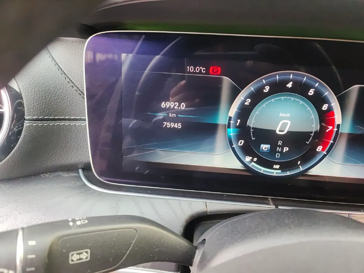 2018 Mercedes-Benz E Class 2.0T 184HP L4 9AT,autocango,china used car exporter,china ev exporter,chinese used car exporter,chinese used ev exporter