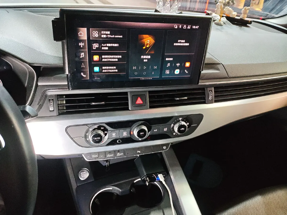 2024 Audi A4L 2.0T 190HP L4 7DCT,autocango,china used car exporter,china ev exporter,chinese used car exporter,chinese used ev exporter