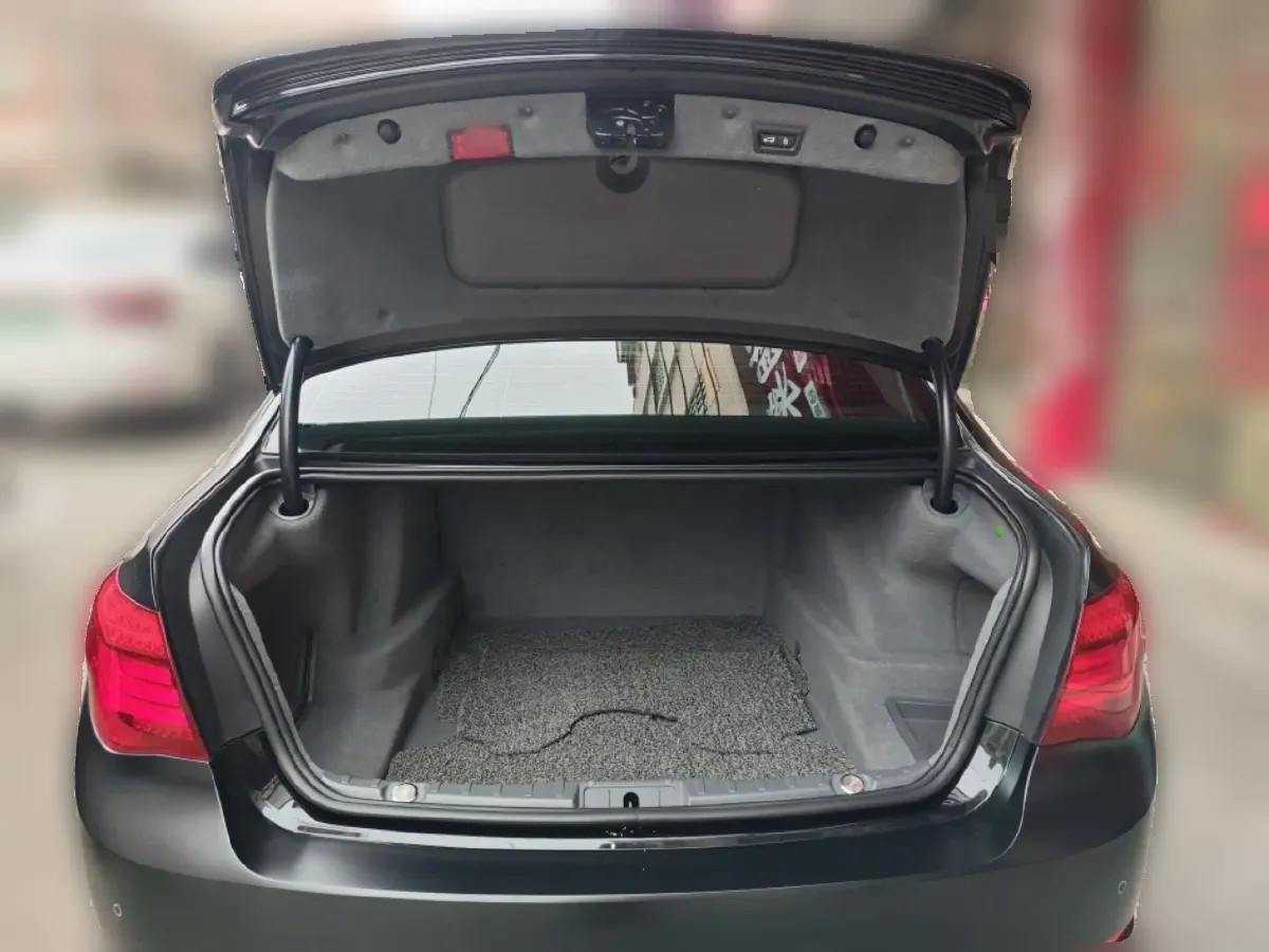 2014 BMW 7 Series 3.0L 258HP L6 8AT,autocango,china used car exporter,china ev exporter,chinese used car exporter,chinese used ev exporter