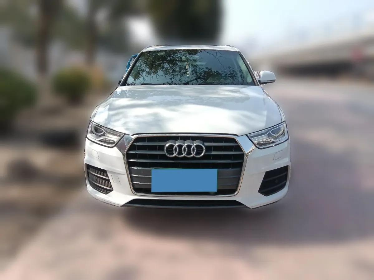 2016 Audi Q3 2.0T 170HP L4 7DCT,autocango,china used car exporter,china ev exporter,chinese used car exporter,chinese used ev exporter