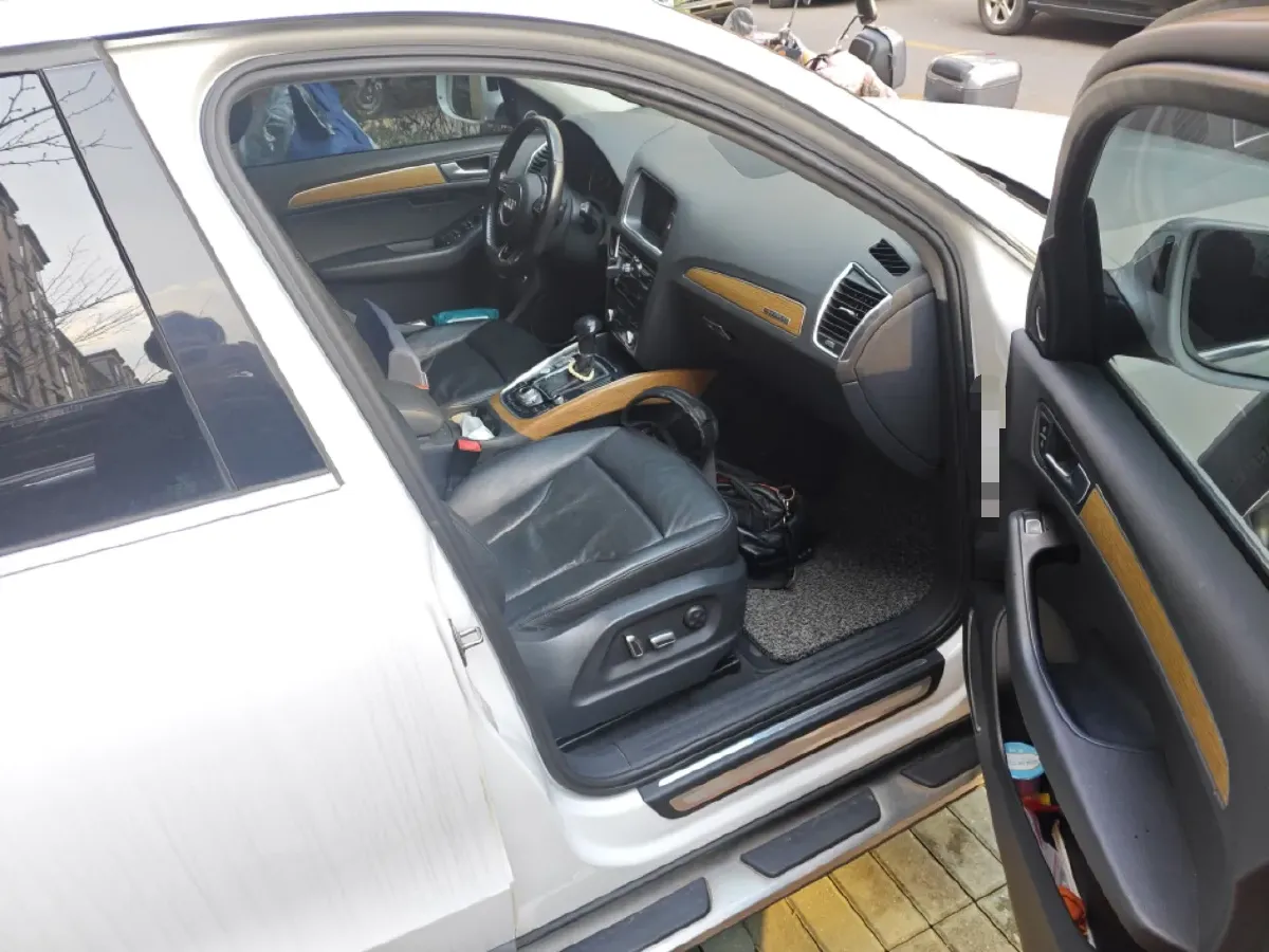 2015 Audi Q5 2.0T 224HP L4 8AT,autocango,china used car exporter,china ev exporter,chinese used car exporter,chinese used ev exporter