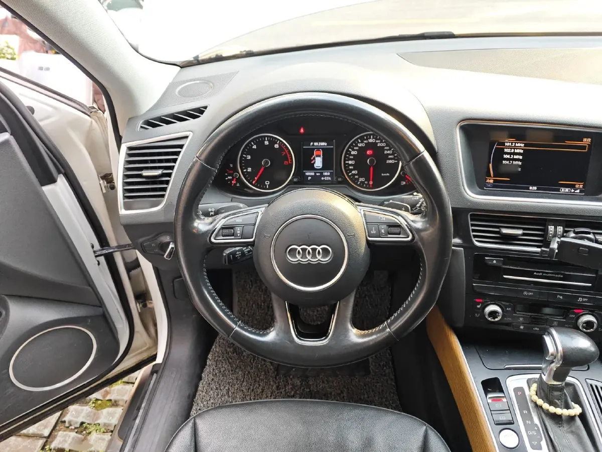 2015 Audi Q5 2.0T 224HP L4 8AT,autocango,china used car exporter,china ev exporter,chinese used car exporter,chinese used ev exporter