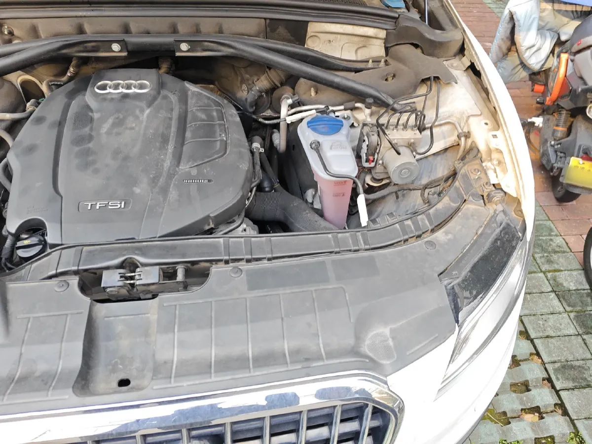 2015 Audi Q5 2.0T 224HP L4 8AT,autocango,china used car exporter,china ev exporter,chinese used car exporter,chinese used ev exporter