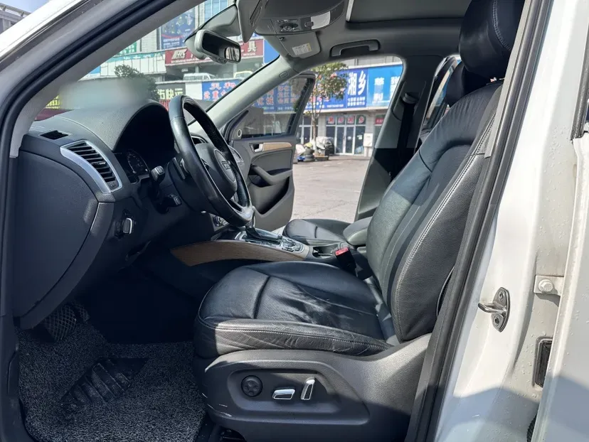 2015 Audi Q5 2.0T 224HP L4 8AT,autocango,china used car exporter,china ev exporter,chinese used car exporter,chinese used ev exporter