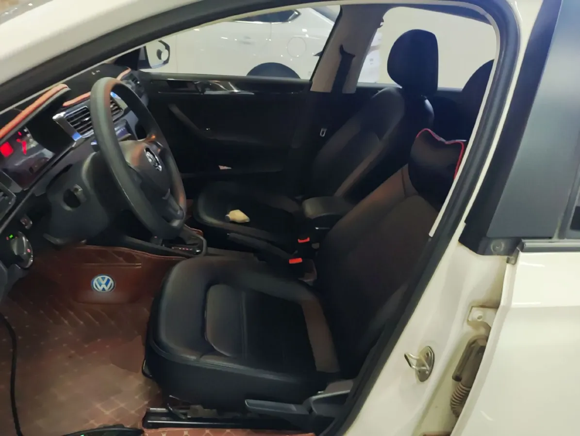 2021 Volkswagen Santana 1.5L 112HP L4 6AT,autocango,china used car exporter,china ev exporter,chinese used car exporter,chinese used ev exporter