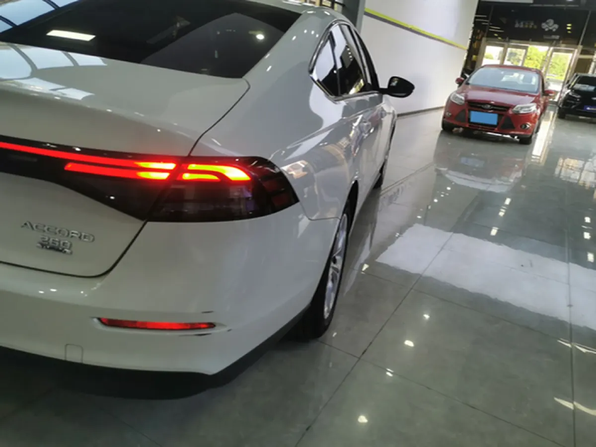 2023 Honda Accord 1.5T 192HP L4 CVT,autocango,china used car exporter,china ev exporter,chinese used car exporter,chinese used ev exporter