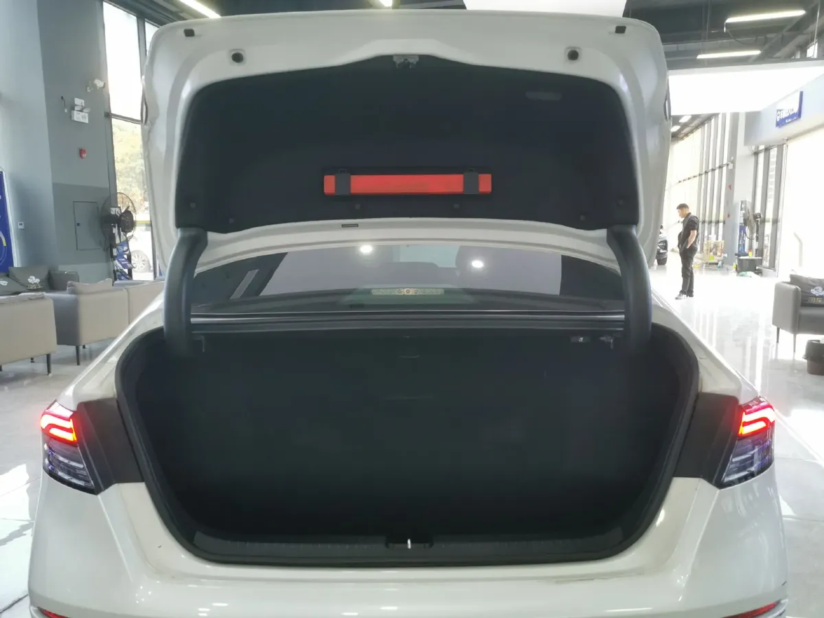 2023 Honda Accord 1.5T 192HP L4 CVT,autocango,china used car exporter,china ev exporter,chinese used car exporter,chinese used ev exporter