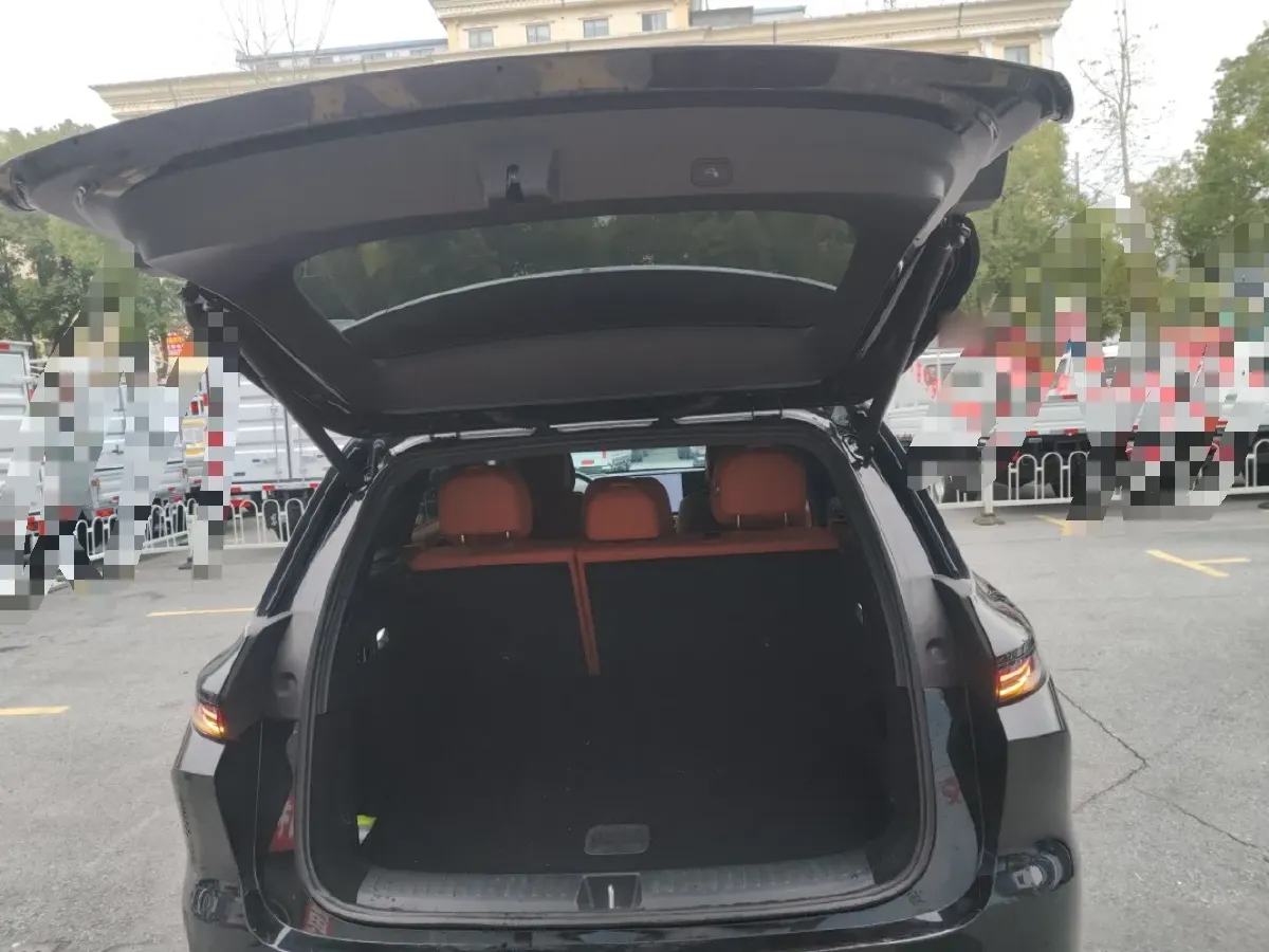 2024 Li L6 Range Extended 154HP L4 REEV 36.8KWH,autocango,china used car exporter,china ev exporter,chinese used car exporter,chinese used ev exporter