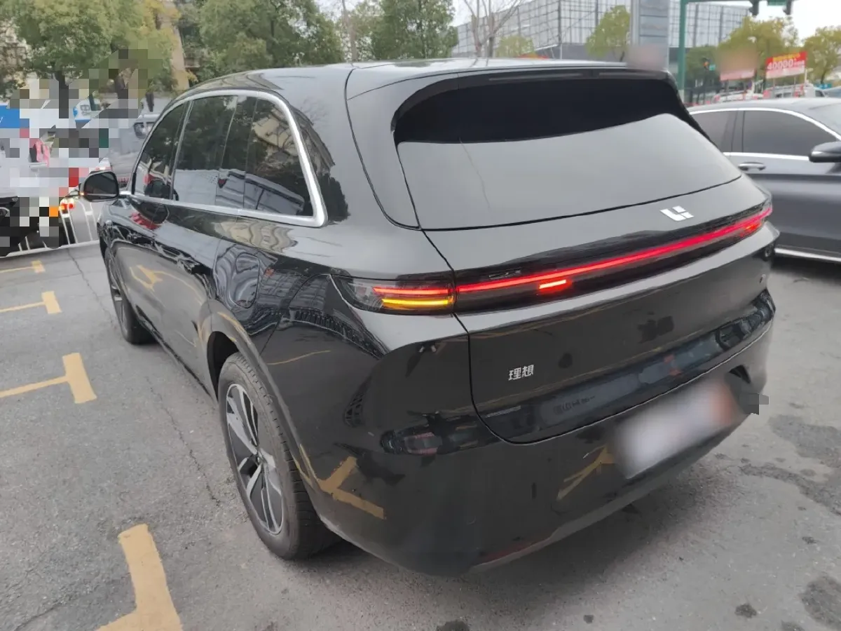 2024 Li L6 Range Extended 154HP L4 REEV 36.8KWH,autocango,china used car exporter,china ev exporter,chinese used car exporter,chinese used ev exporter