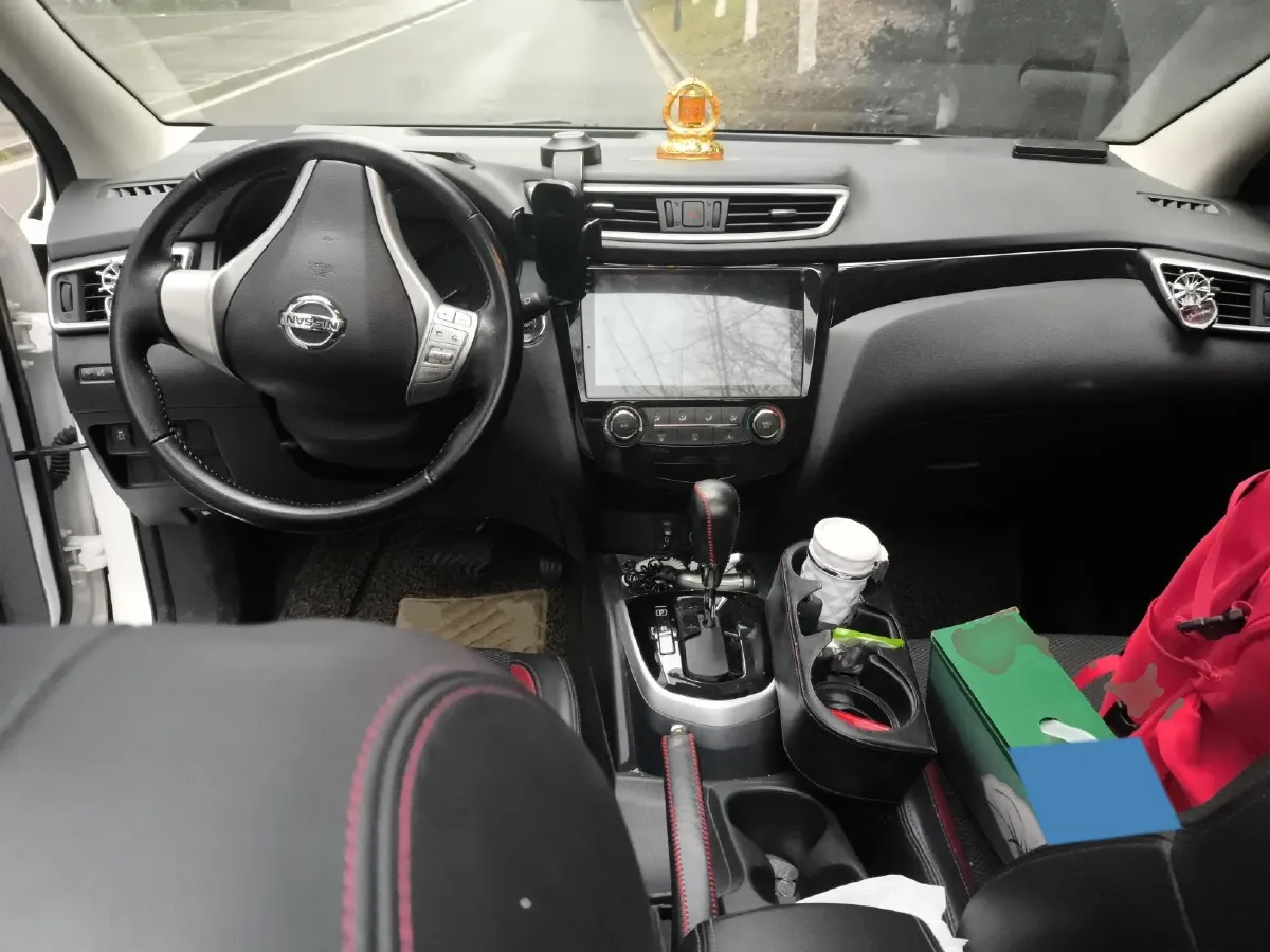 2017 Nissan Qashqai 2.0L 150HP L4 CVT,autocango,china used car exporter,china ev exporter,chinese used car exporter,chinese used ev exporter