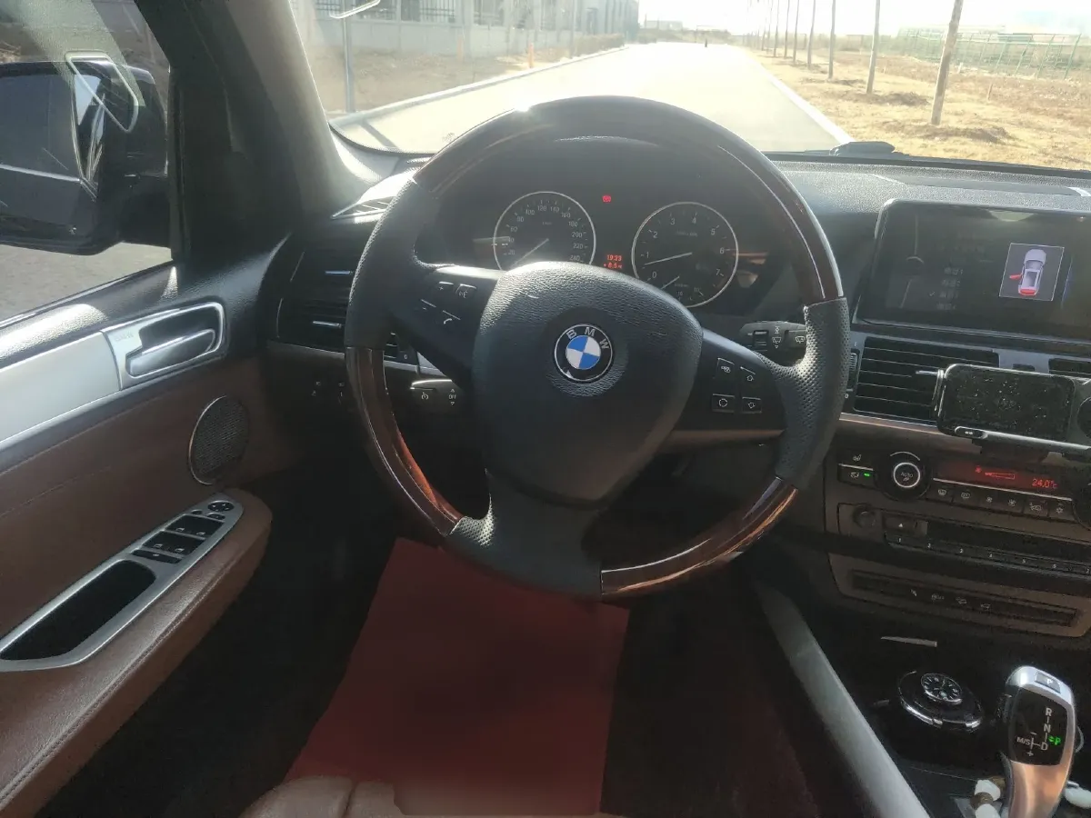 2011 BMW X5 3.0T 306HP L6 8AT,autocango,china used car exporter,china ev exporter,chinese used car exporter,chinese used ev exporter