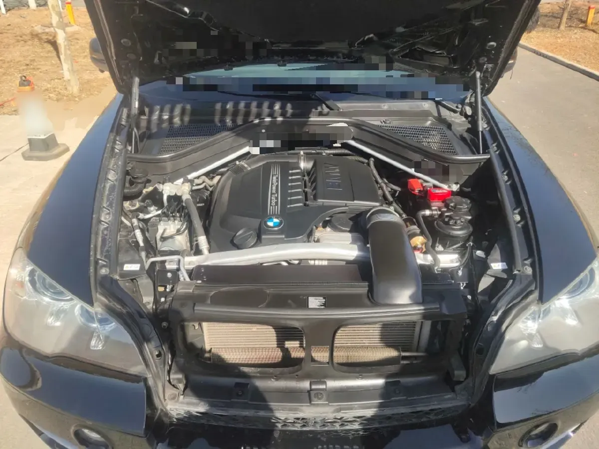 2011 BMW X5 3.0T 306HP L6 8AT,autocango,china used car exporter,china ev exporter,chinese used car exporter,chinese used ev exporter