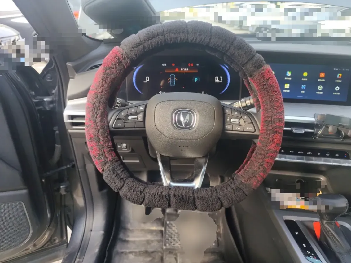 2021 ChangAn CS35 Plus 1.4T 160HP L4 7DCT,autocango,china used car exporter,china ev exporter,chinese used car exporter,chinese used ev exporter