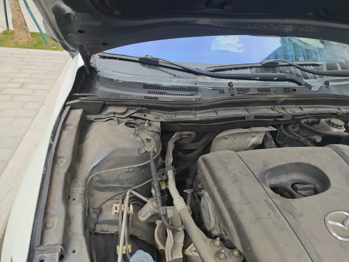 2014 Mazda 3 Axela 1.5L 117HP L4 6AT,autocango,china used car exporter,china ev exporter,chinese used car exporter,chinese used ev exporter