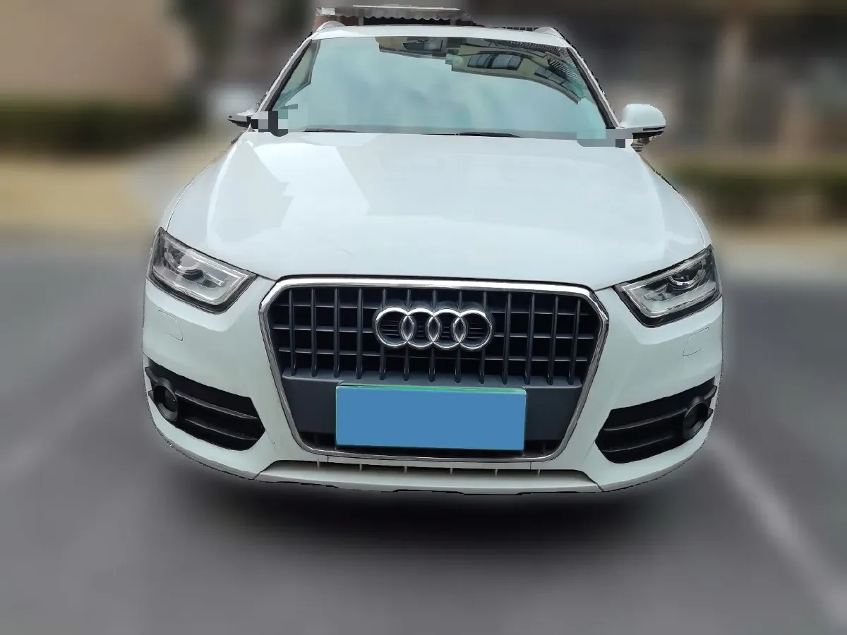 2015 Audi Q3 2.0T 170HP L4 7DCT,autocango,china used car exporter,china ev exporter,chinese used car exporter,chinese used ev exporter