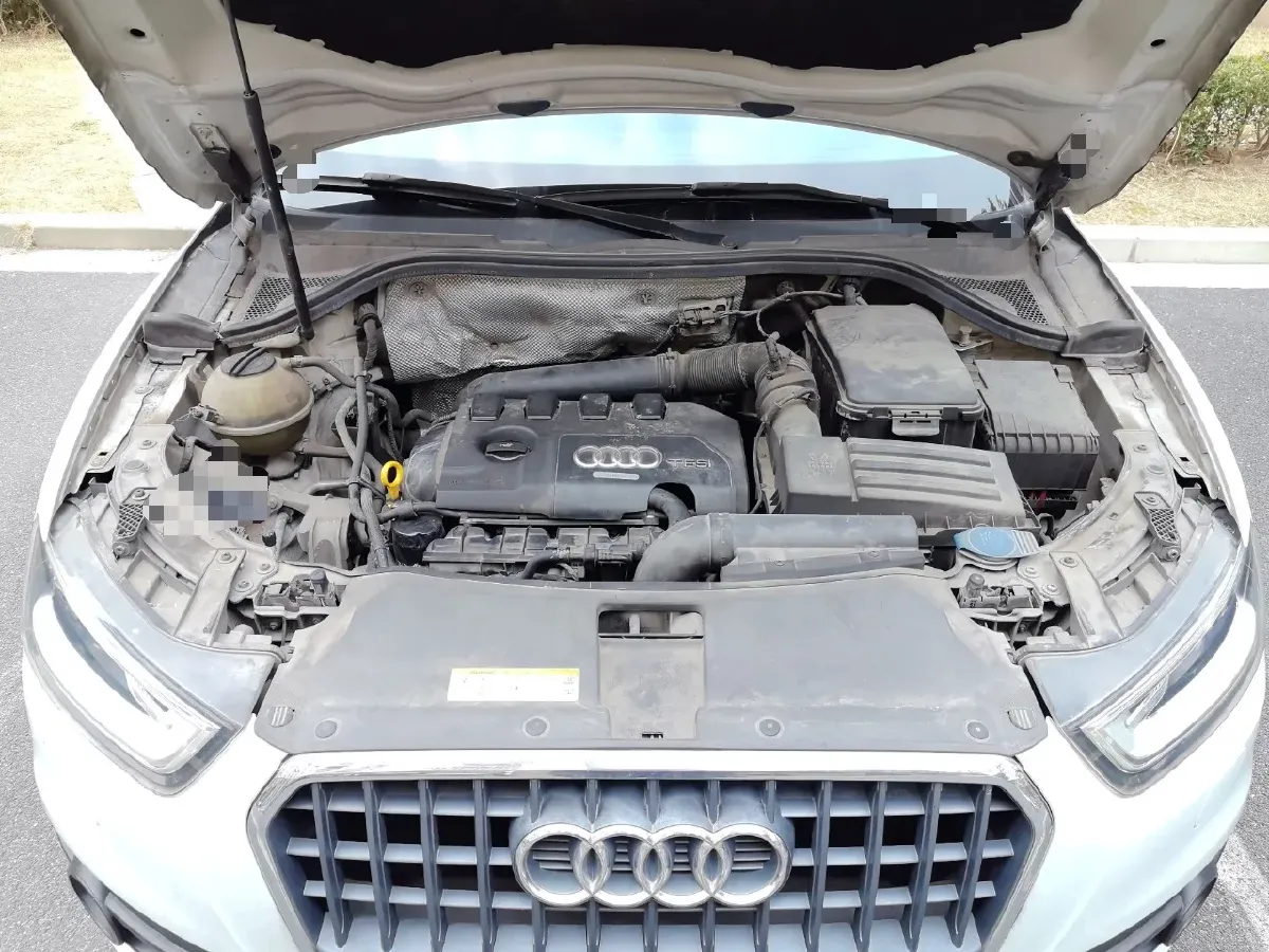 2015 Audi Q3 2.0T 170HP L4 7DCT,autocango,china used car exporter,china ev exporter,chinese used car exporter,chinese used ev exporter