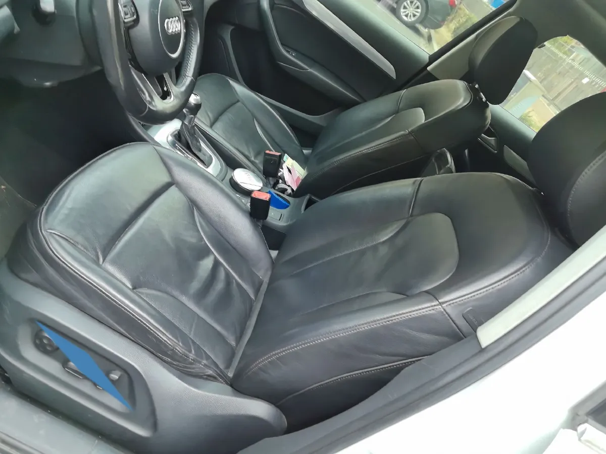 2015 Audi Q3 2.0T 170HP L4 7DCT,autocango,china used car exporter,china ev exporter,chinese used car exporter,chinese used ev exporter