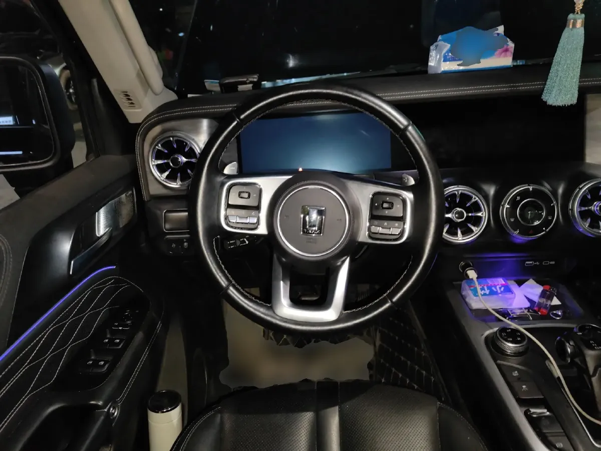 2021 Tank 300 2.0T 227HP L4 8AT,autocango,china used car exporter,china ev exporter,chinese used car exporter,chinese used ev exporter