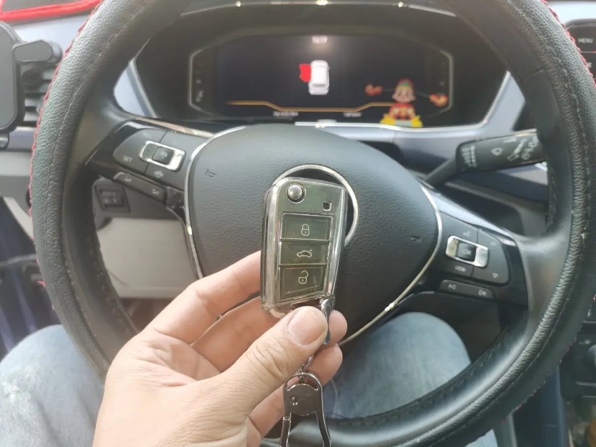 2021 Volkswagen T-Cross 1.4T 150HP L4 7DCT,autocango,china used car exporter,china ev exporter,chinese used car exporter,chinese used ev exporter