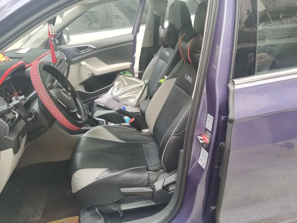 2021 Volkswagen T-Cross 1.4T 150HP L4 7DCT,autocango,china used car exporter,china ev exporter,chinese used car exporter,chinese used ev exporter