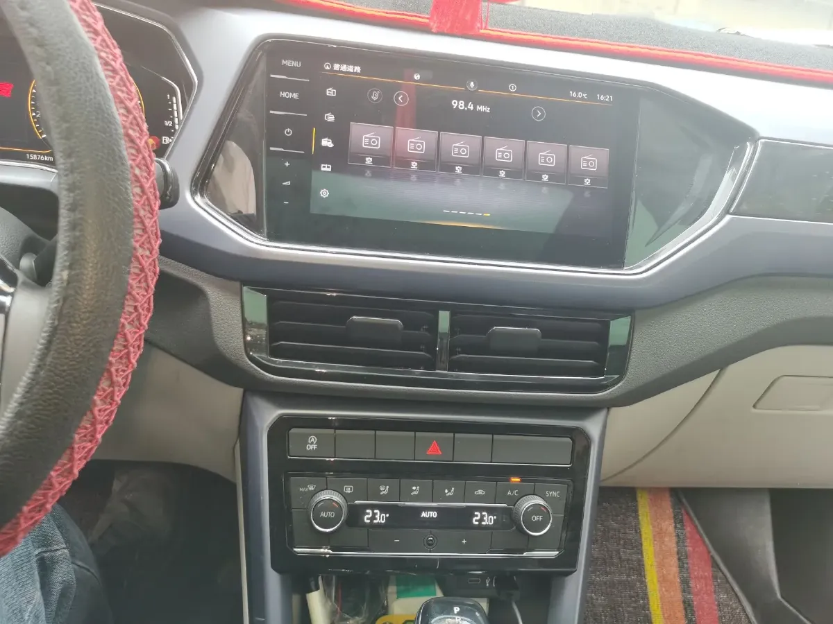 2021 Volkswagen T-Cross 1.4T 150HP L4 7DCT,autocango,china used car exporter,china ev exporter,chinese used car exporter,chinese used ev exporter