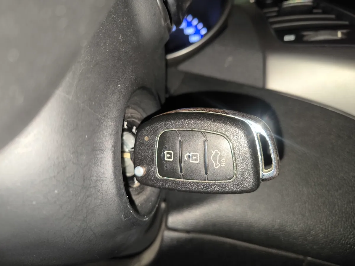 2016 Hyundai Elantra 1.6L 128HP L4 6AT,autocango,china used car exporter,china ev exporter,chinese used car exporter,chinese used ev exporter