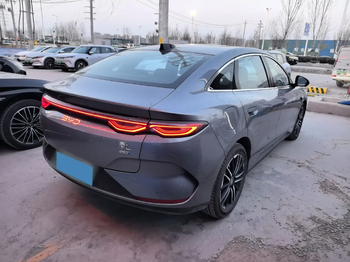 2025 BYD QinL BEV,autocango,china used car exporter,china ev exporter,chinese used car exporter,chinese used ev exporter