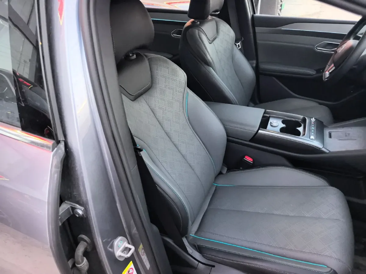 2025 BYD QinL BEV,autocango,china used car exporter,china ev exporter,chinese used car exporter,chinese used ev exporter